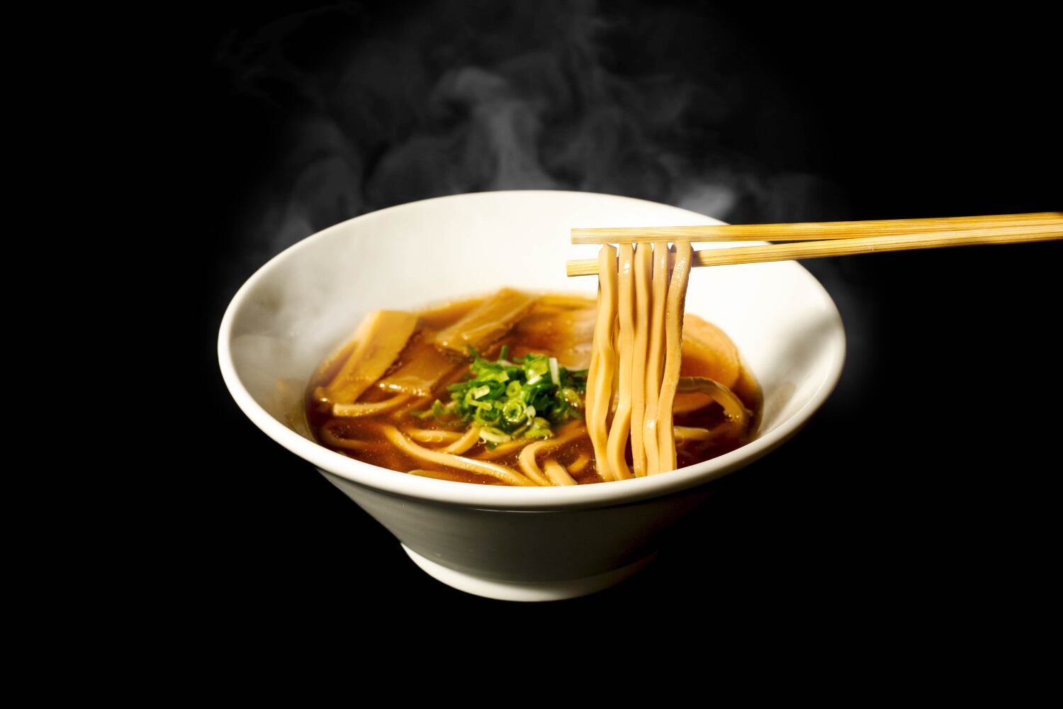 常温で3年保存、調理なしで即食可能となっております。